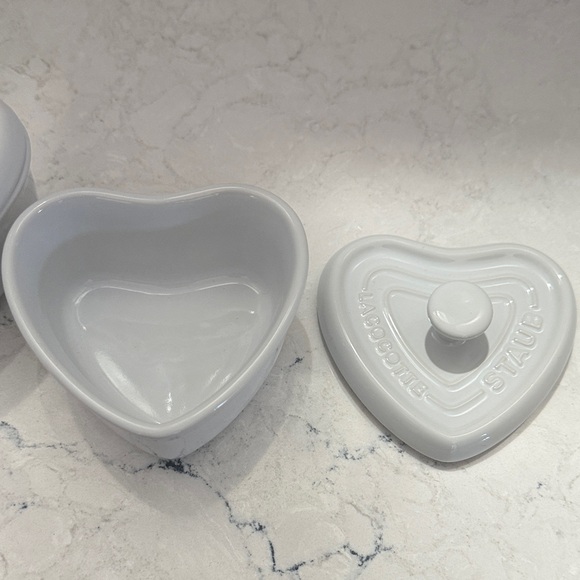 Staub Heart-Shaped Mini Cocottes in White - Picture 3 of 5